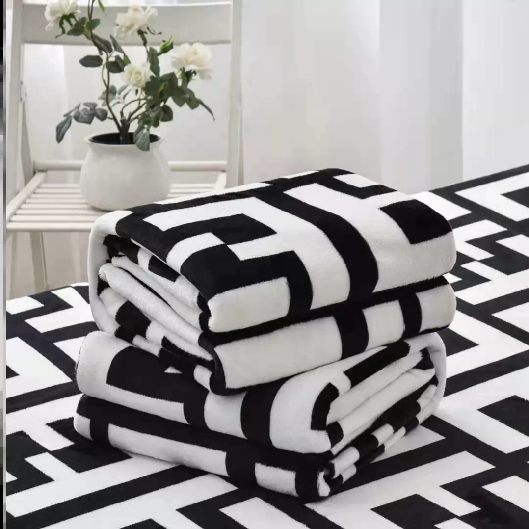 瑕疵航空毯法兰绒毛毯珊瑚绒盖毯午睡薄毯空调房单双人毯子