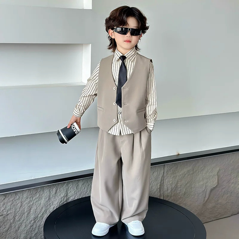 儿童西装套装男童生日宴西服夏季款高端花童礼服男孩主持人演出服