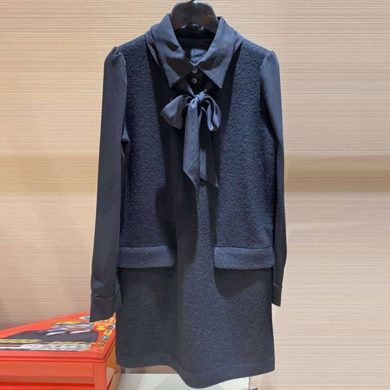 阿瑪施旗舰店官网羊毛拼接连衣裙女装2020秋冬季新款系带长袖裙子