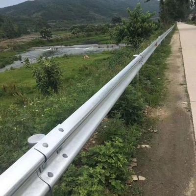 高速公路护栏板双波乡村道路防护栏道路两侧三波防撞波形护栏
