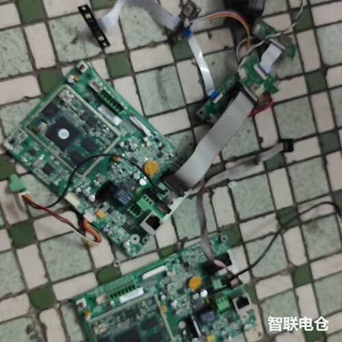 议~价朗LOADING液晶板子，有两张，实物图片，需要联有维修，翻新