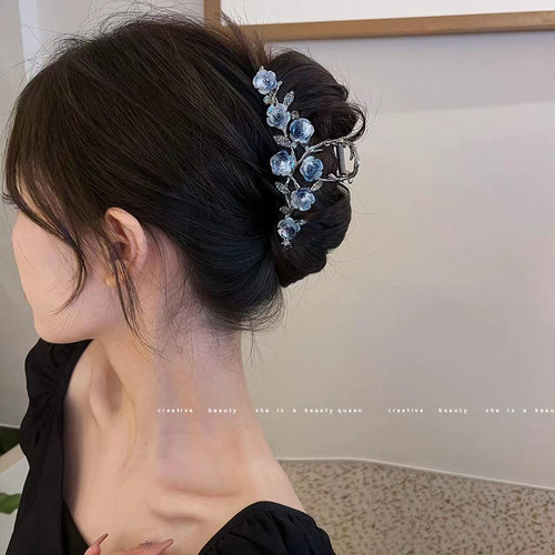 法式金属山茶花抓夹女后脑勺