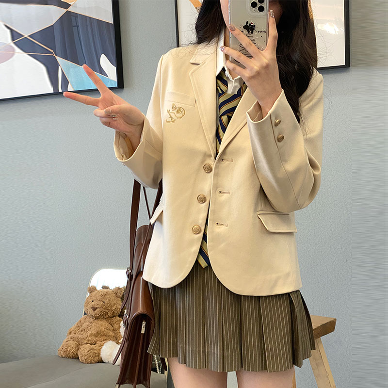 墨秋JK制服原创设计茶泽杏色短款西装清仓日制校供春秋西服外套女