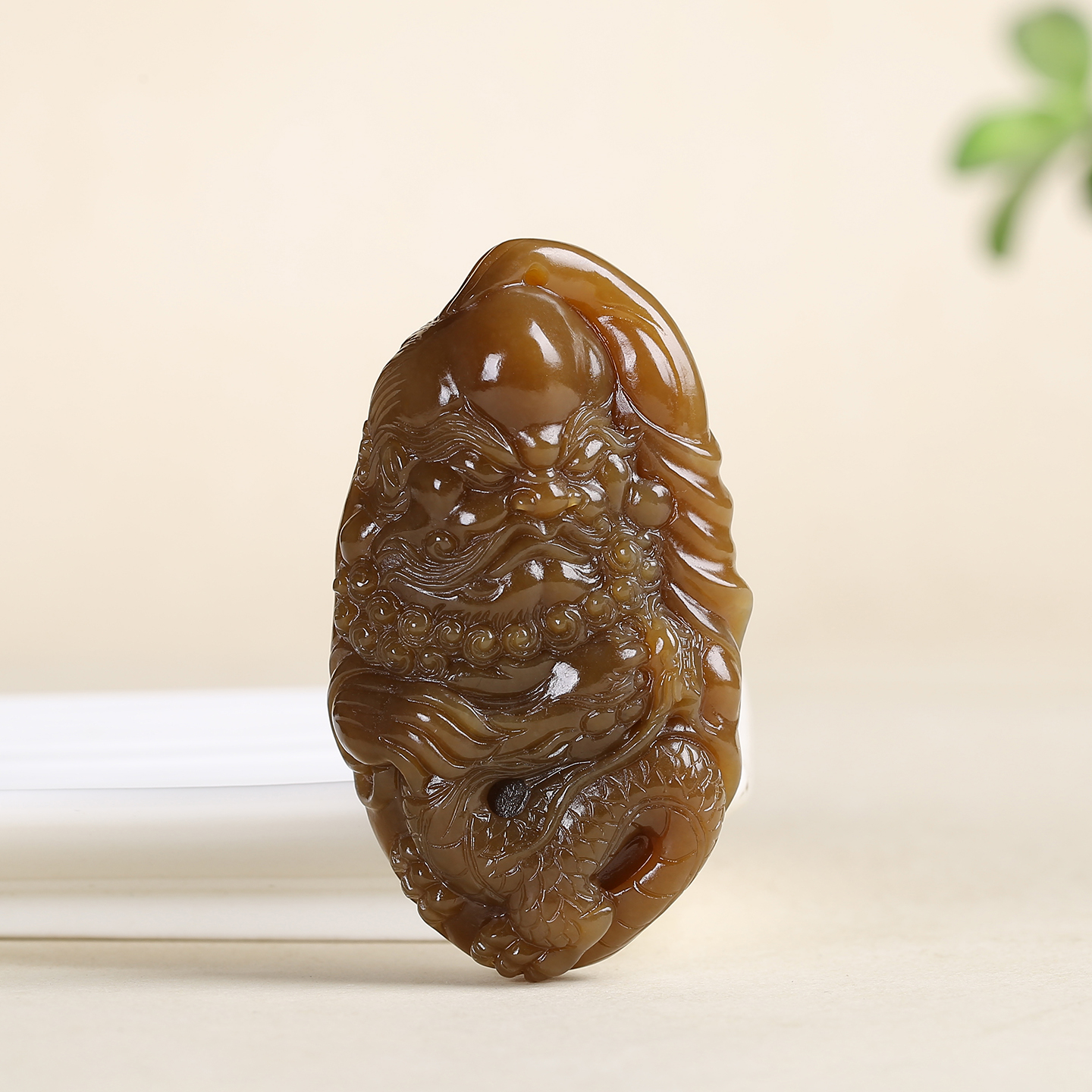 和田玉糖玉钟馗生肖龙挂件