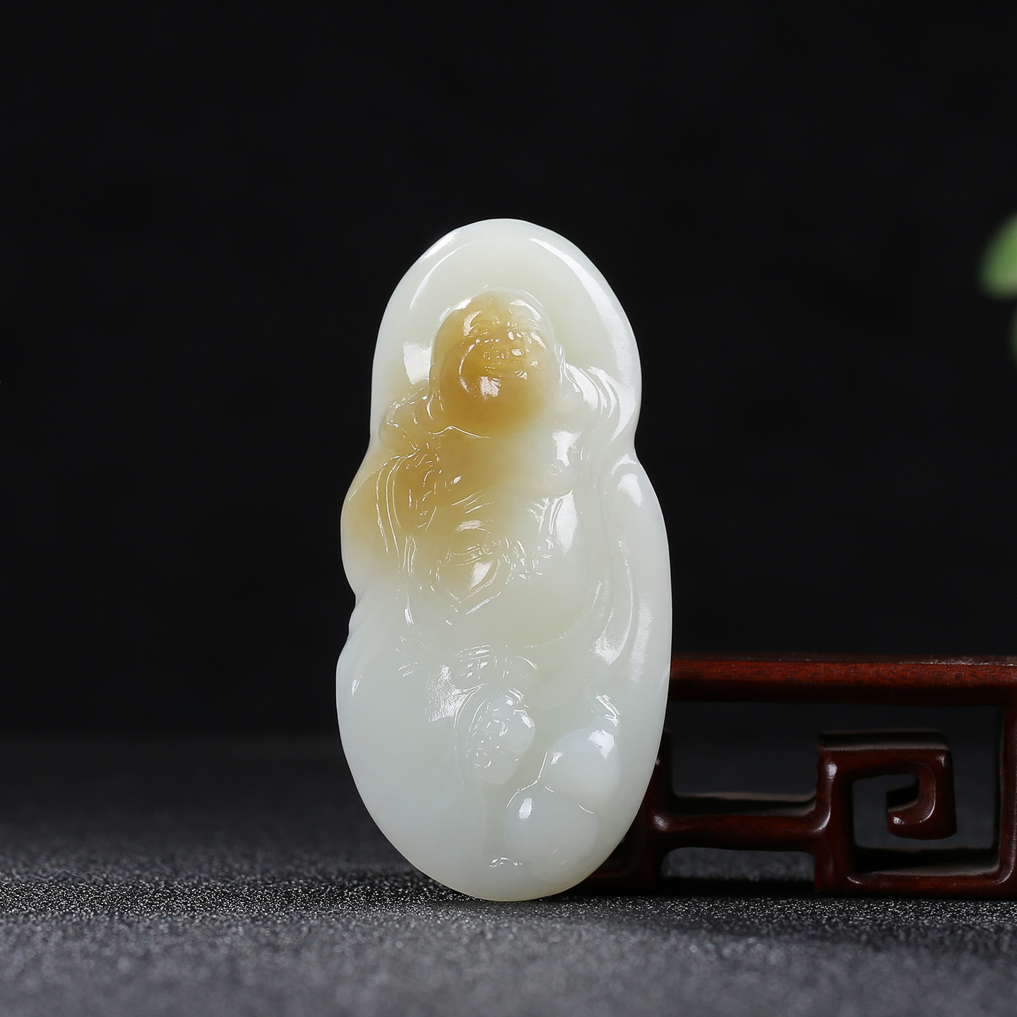 和田玉糖白玉弥勒佛挂件玉石吊坠