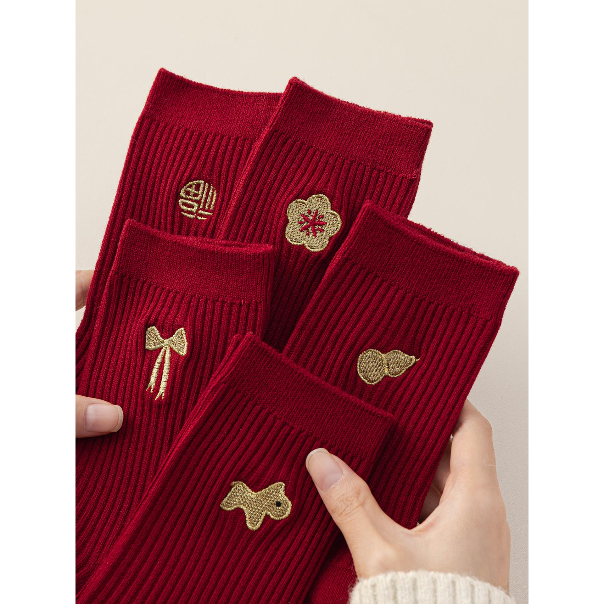 马年红袜子女本命年棉袜中筒秋冬2026属马可爱刺绣结婚情侣新年袜