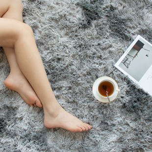 地毯卧室2024新款床边地垫毛毯绿色地毯轻奢高级房间沙发长毛加厚