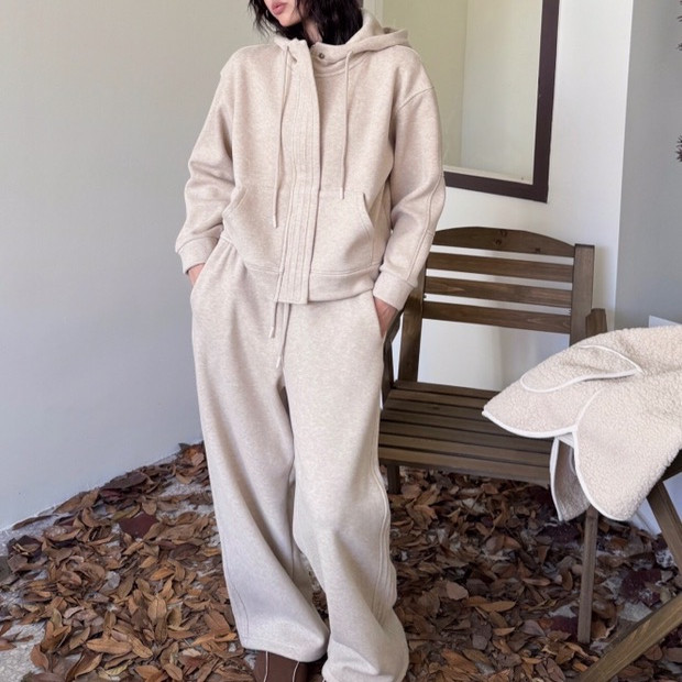 加厚高级感运动风女装上衣外套拉链立领连帽别致长袖套装两件套