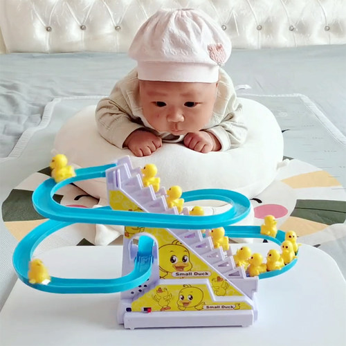 儿童小鸭子爬楼梯玩具