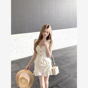 显瘦半身裙短裙两件套 宅女甜美风荷叶边单排扣背心上衣女夏季