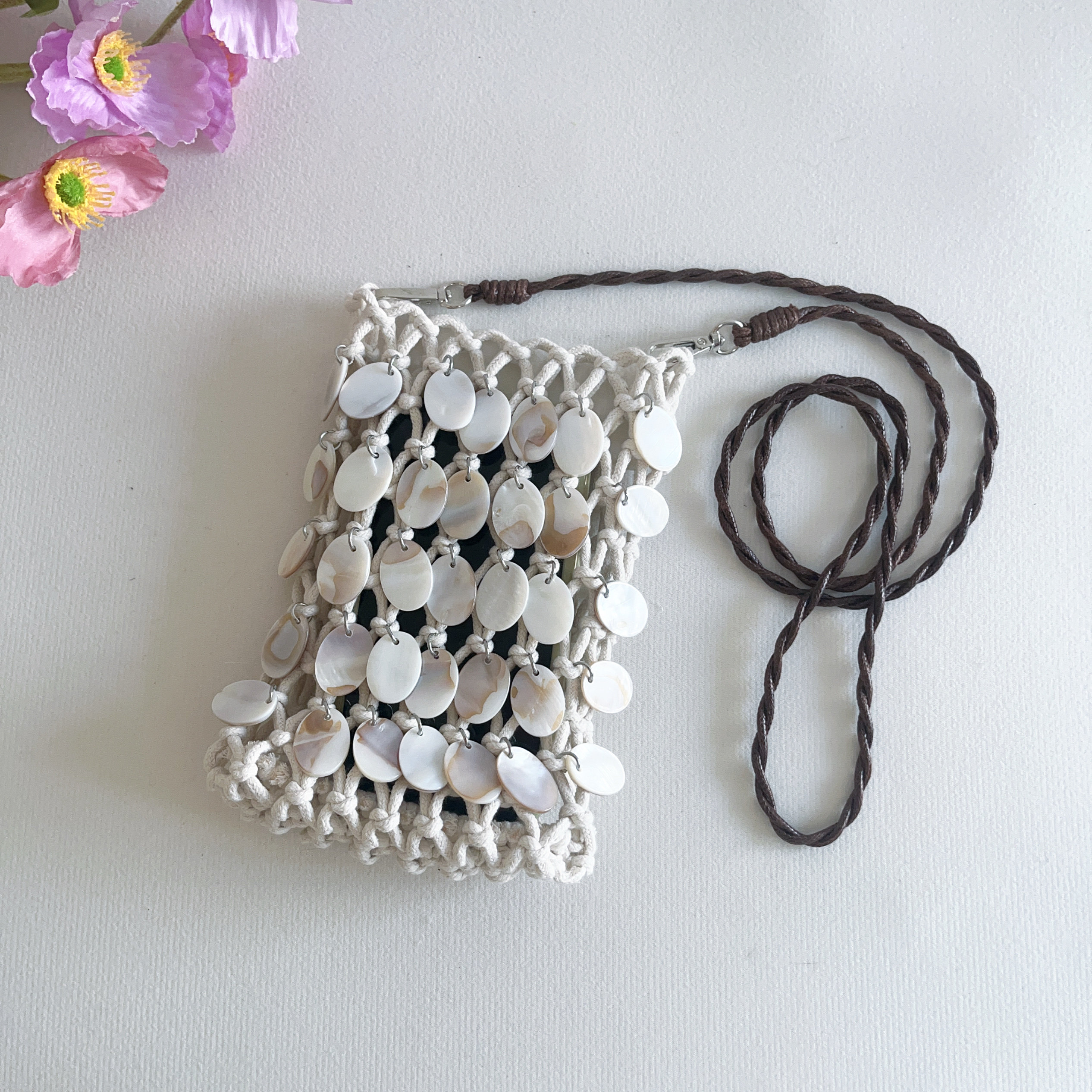 杰作集原创2025年新款纯手工编织贝壳片手机包小众特色斜挎包