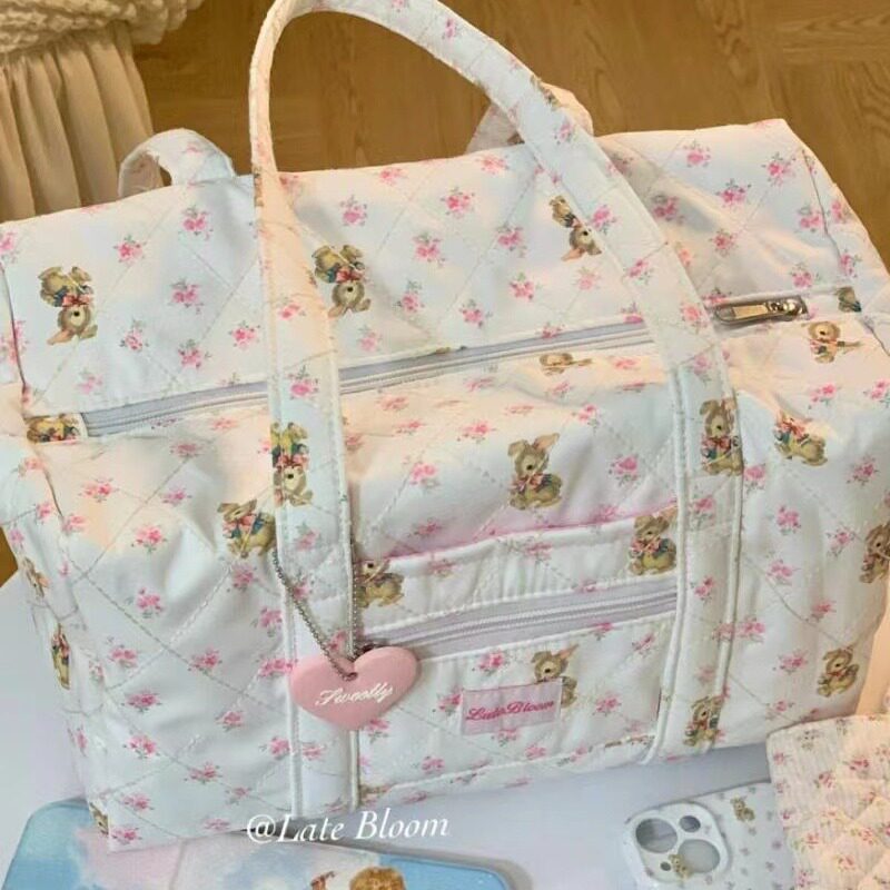 日本小众大容量短途旅行少女新款通勤学生上课单肩托特包碎花面料