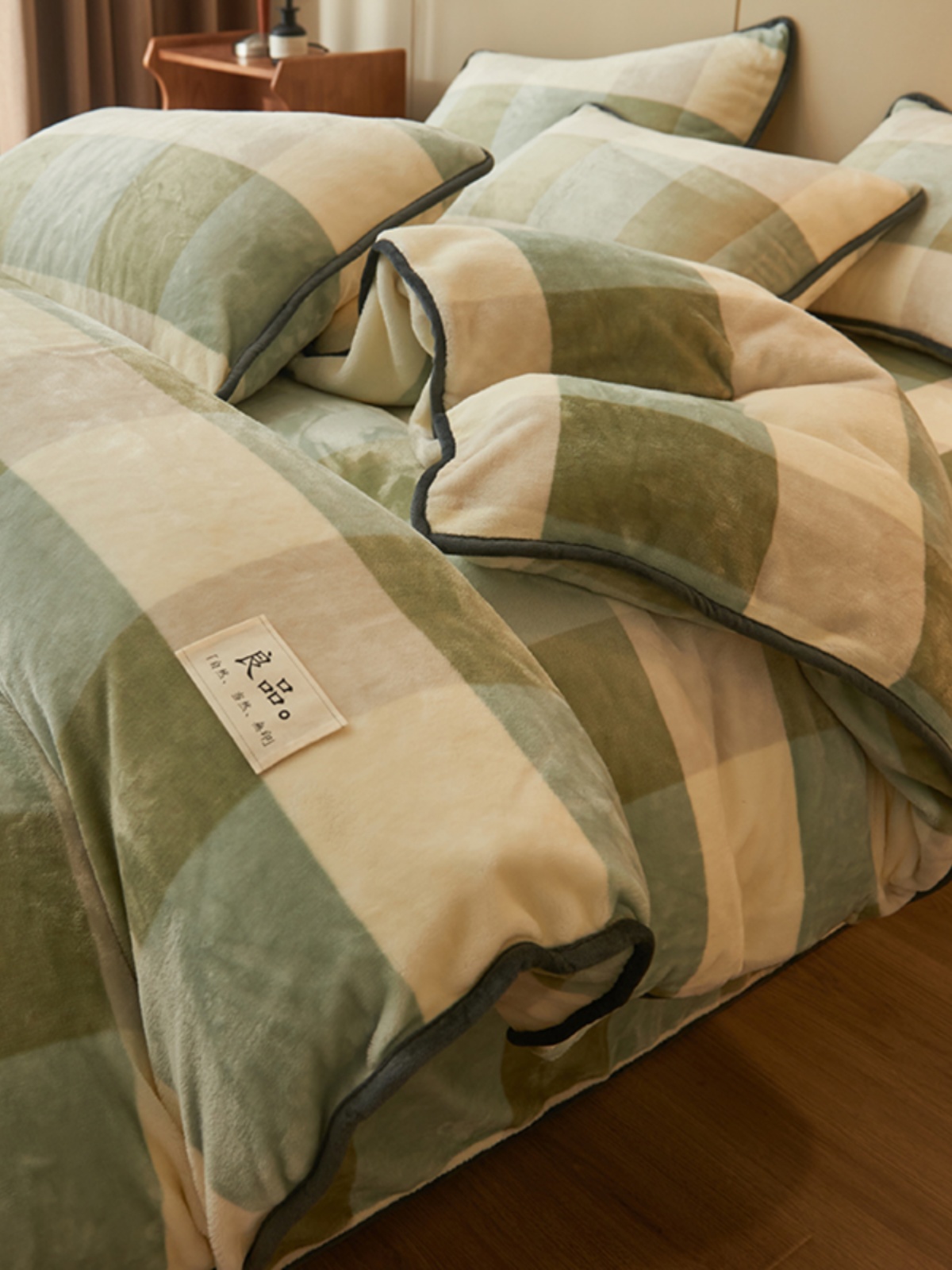 冬天加绒双面牛奶法兰绒被套单件冬季加厚珊瑚绒毛茸男被罩三件套