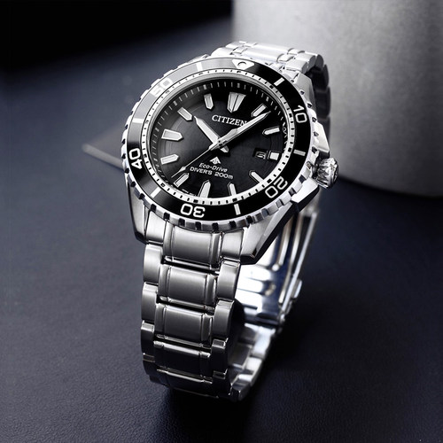 绿色夜光指针式休闲风运动表