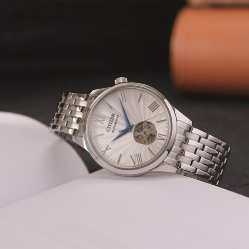 西铁城镂空表盘自动机械男表