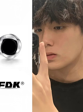 Frederick莫比乌斯耳钉男钛钢2025新款黑色耳环磁吸耳夹无耳洞女