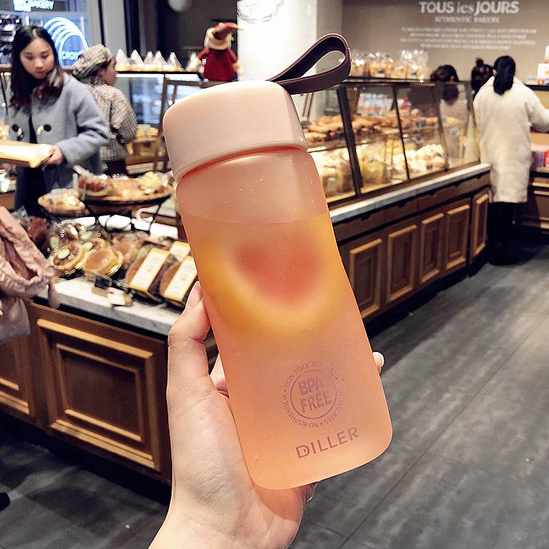 韩版简约磨砂运动水杯便携耐摔随手杯塑料防漏带盖创意小清新杯子