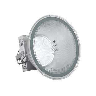 亞明建筑塔吊灯户外防水LED投光灯工地照明探照灯500w2000w球场灯