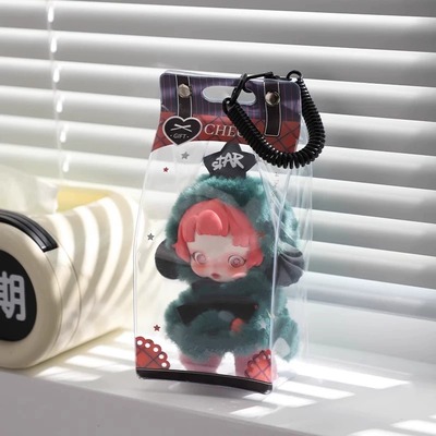 泡泡玛特冬日乐章sp搪胶遛娃娃