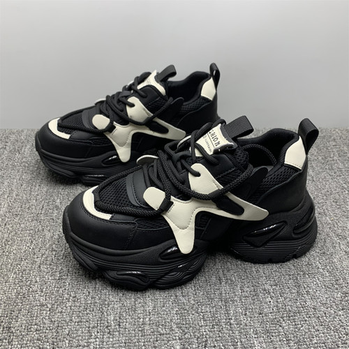 商场断码处理真皮老爹鞋女3940码2025秋冬新款厚底增高阿甘运动鞋