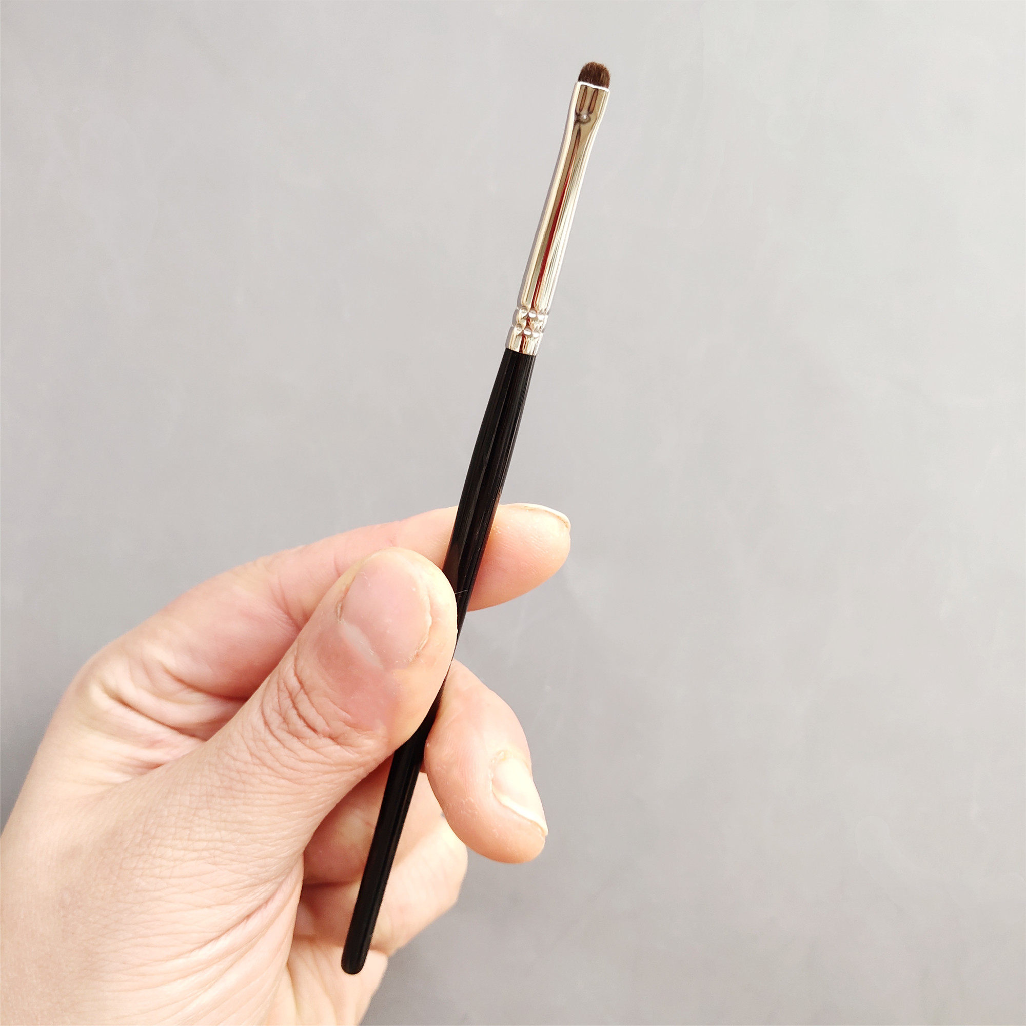 小马毛眼部细节刷下刷薄款眼尾