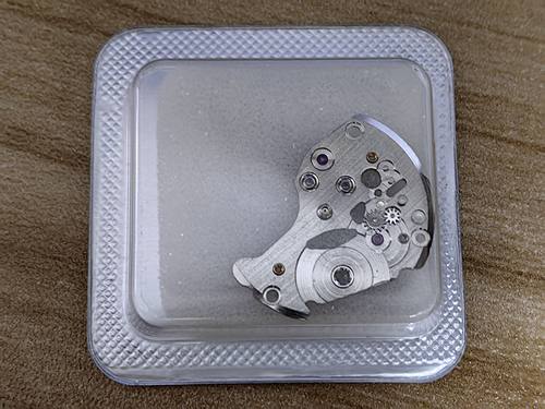 NH3536A机芯轮夹板上自动夹板