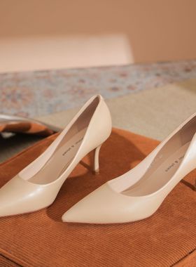 7888a细跟通勤职业鞋百搭工鞋秋鞋单鞋女网红新款尖头高跟鞋