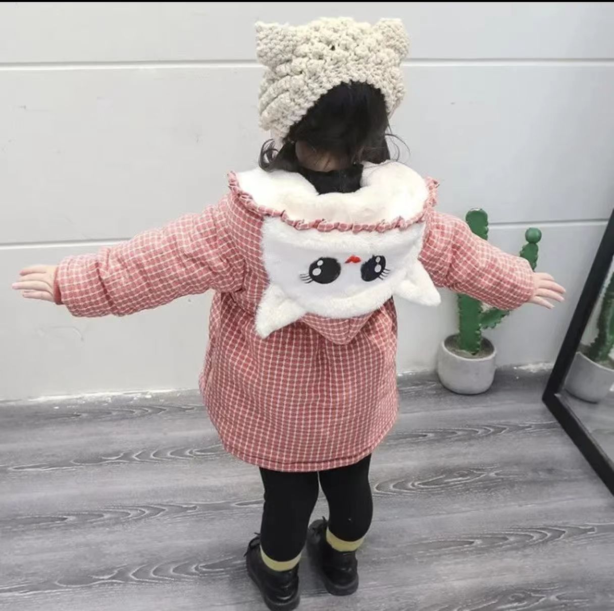 女童冬装加厚外套洛丽塔冬季棉衣