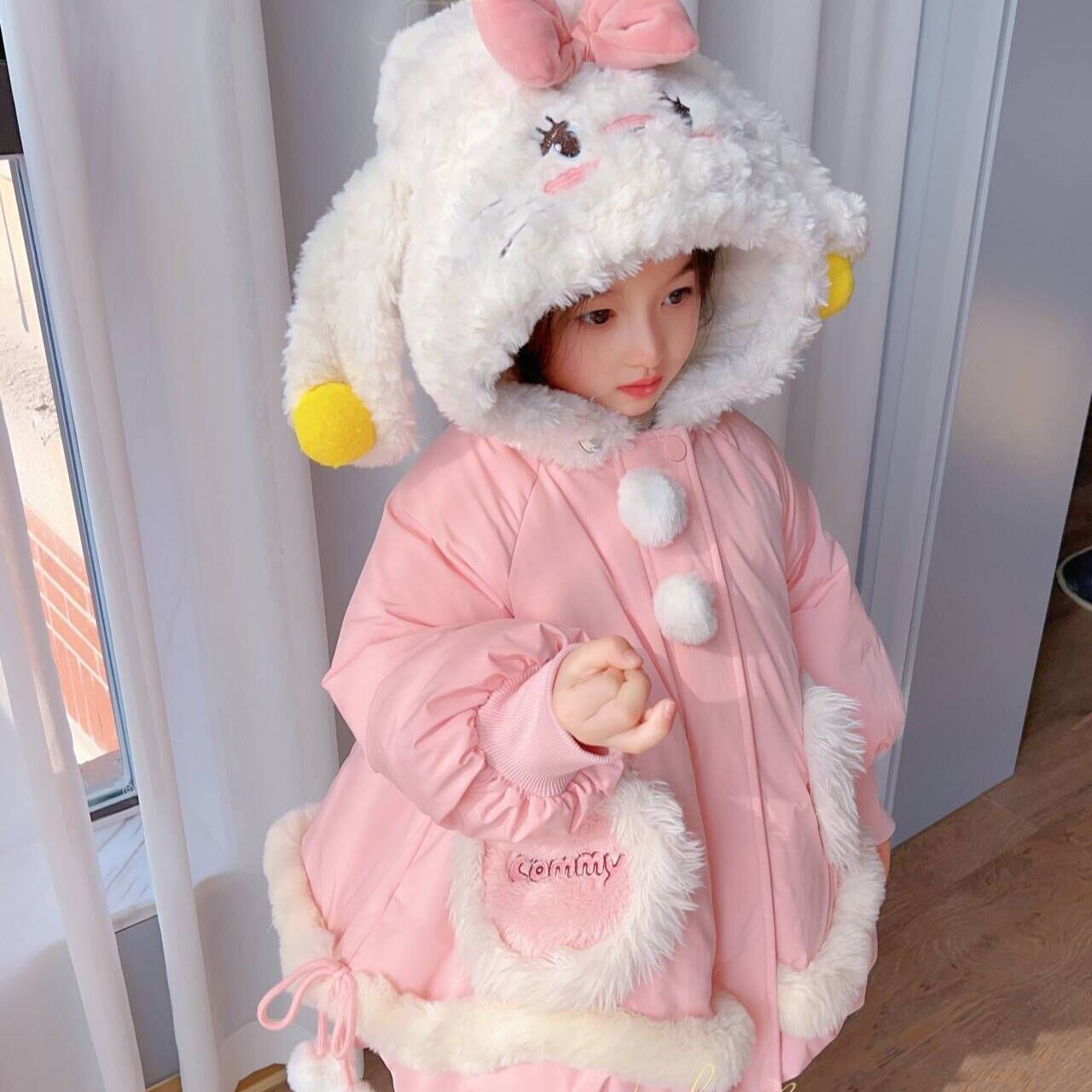新款女童冬季洛丽塔保暖羽绒服
