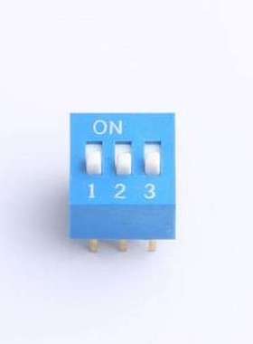 DR-03LT 拨码开关 2.54mm间距 3位 琴键式 直插平拨凸柄 蓝色 拨