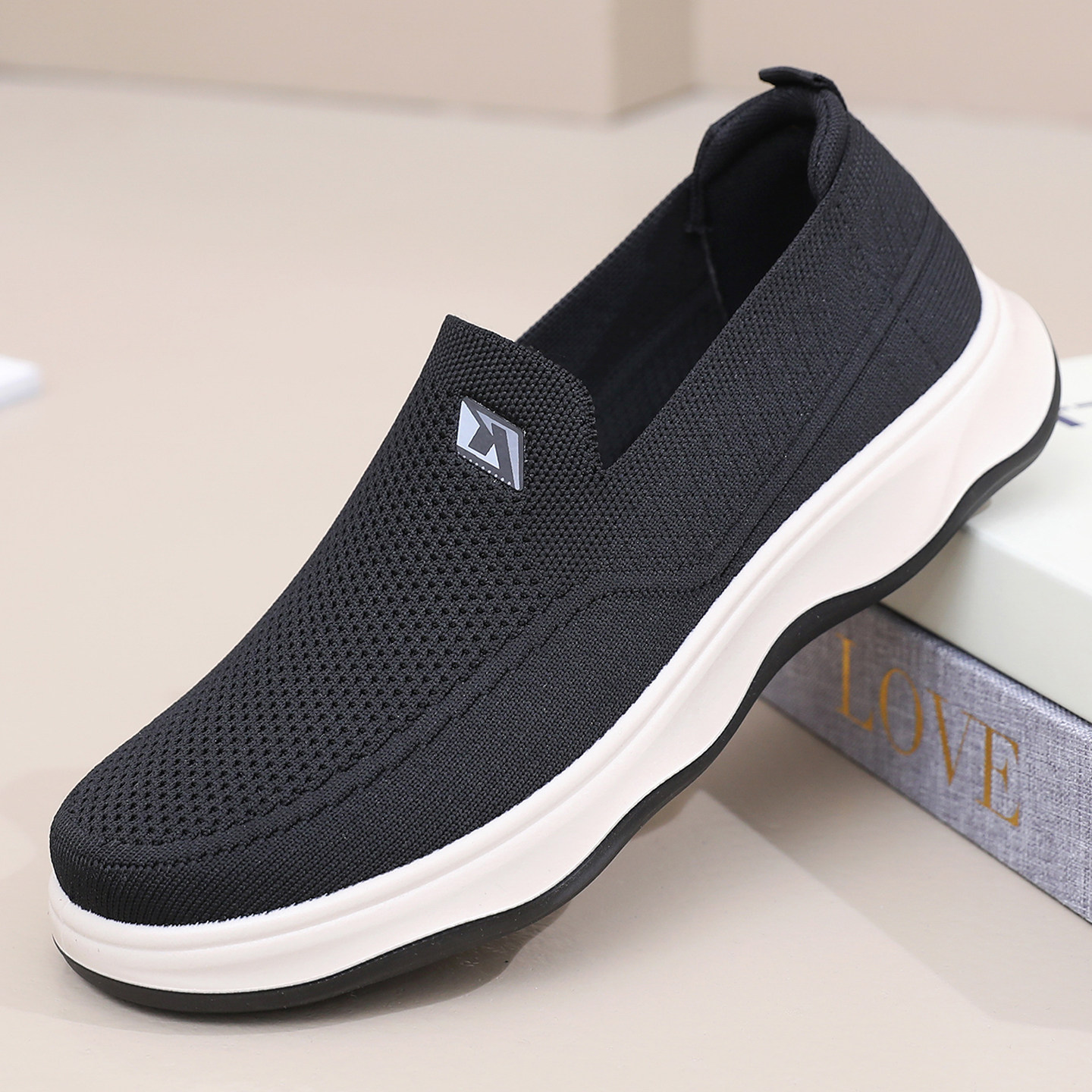 老北京布鞋男鞋透气网面休闲鞋套脚懒人一脚蹬轻便防滑爸爸开车鞋