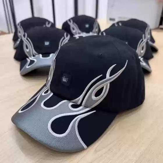Factory Director's Original Flame Embroidery Baseball Cap Cleanfit Round Top Sun Protection Vibe Fashion Accessory for Men and Women