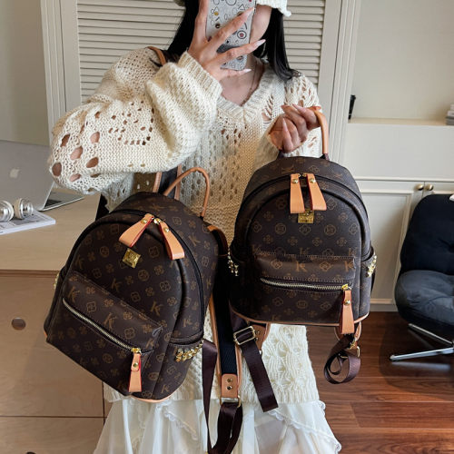 lv5&vv20时尚轻便旅游复古老花书包女休闲背包双肩包女大学生书包