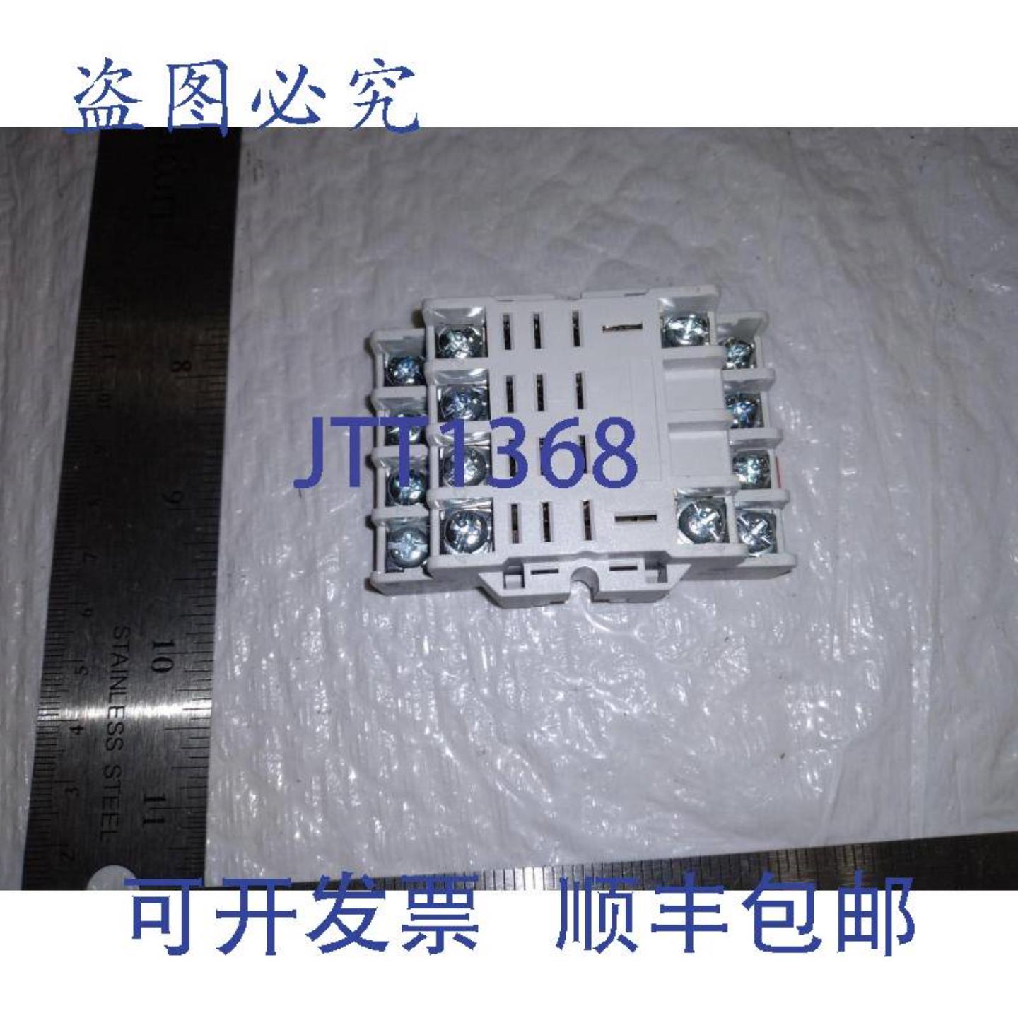 供应CUTLER HAMMER 进口 D7PA4 继电器插座 10 个一盒