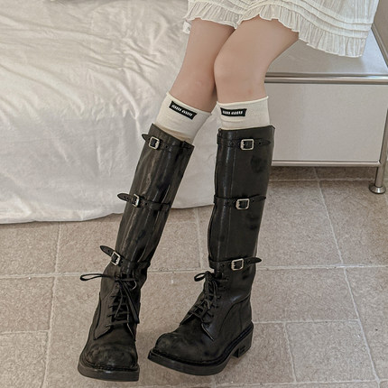 白色小腿堆堆袜子女中筒袜春秋款miu布标字母配靴子长筒靴袜夏天