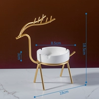 Золотая пепельница