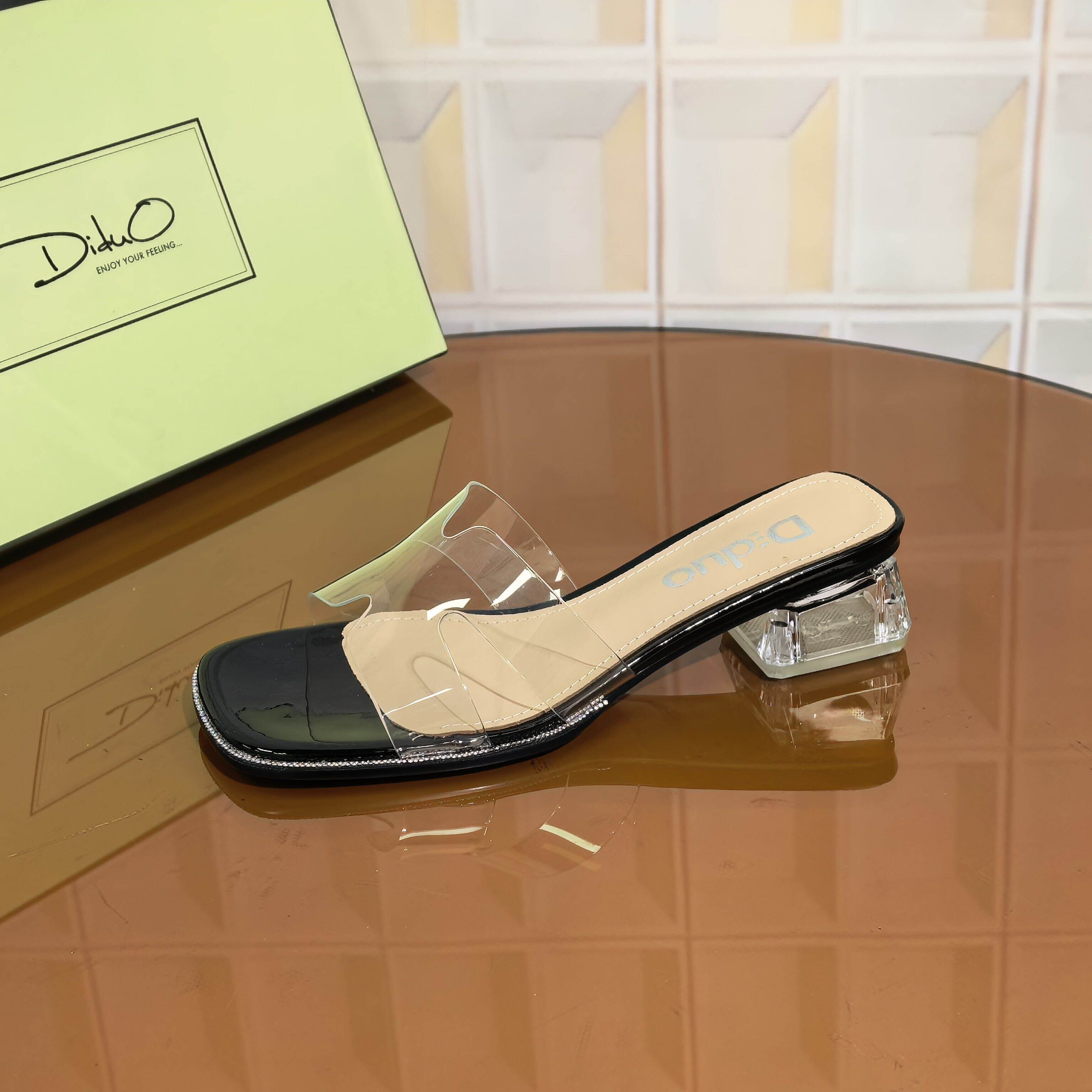 4E92/3CM透明清仓撤柜外贸断码时尚仙女风粗跟一字带凉拖鞋女士夏