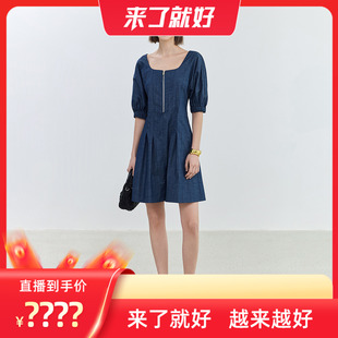 小个子 来了就好 LILY方领连衣裙中长款