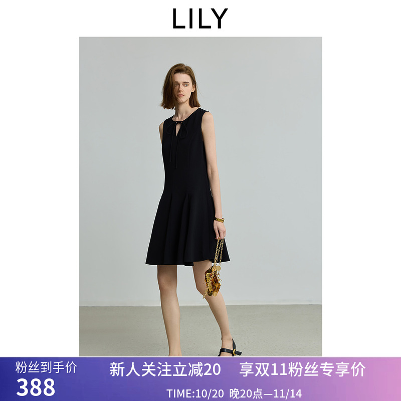 小黑裙LILY2025夏新款简约无袖系带领弹力收腰A字吊带裙连衣裙女