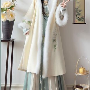 宋制汉服女加绒刺绣连帽长袄毛边交领里衣齐腰百褶裙秋冬过年套装