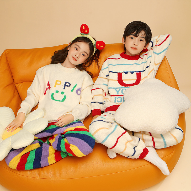 宝宝珊瑚绒套装家居服童装