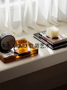 现代简约样板间卧室飘窗床头柜收纳托盘时钟软装摆件轻奢家居饰品