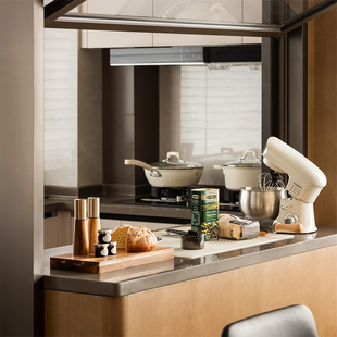 -现货-样板间厨房台面烘焙主题组合摆件搅拌机面包烘焙组饰品软装