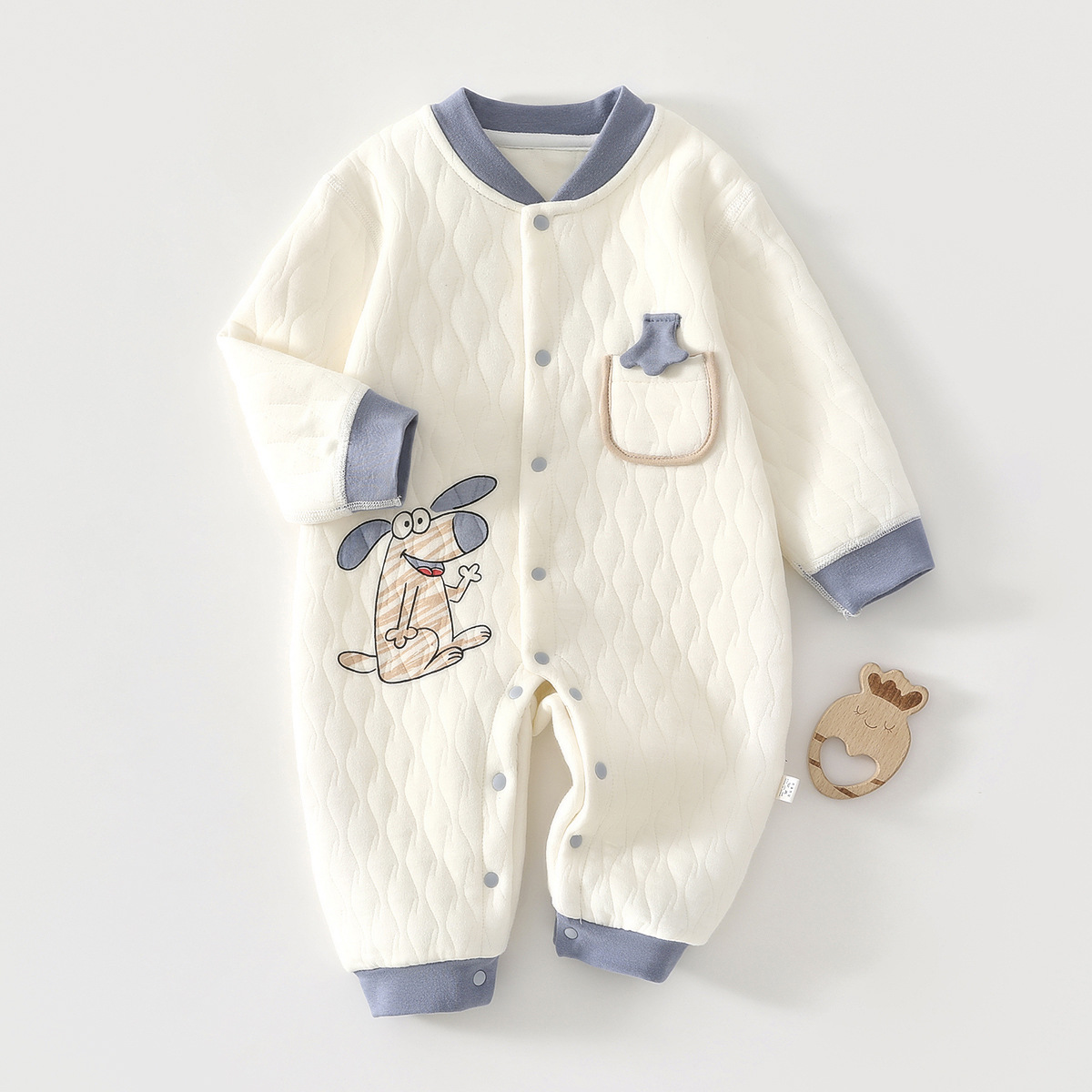 2025年新款春秋季加厚夹棉新生婴儿连体衣三层保暖A类爬服家居服