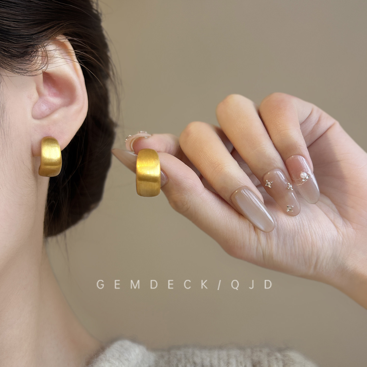 法式复古冷淡风金色拉丝耳环轻奢高级感复古个性耳钉气质百搭耳饰,饰品/流行首饰/时尚饰品新,耳环,淘宝优惠券,粉丝福利购,淘宝优惠卷