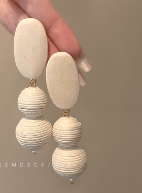 复古夸张圆形藤编耳钉白色球球耳环手工木质长款气质小众耳坠耳饰