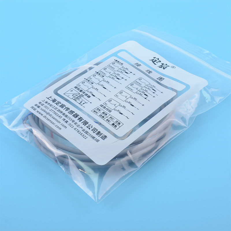 MN15-M30-NOD1直流三x线M30接近开关24V供电防水电感式传感器