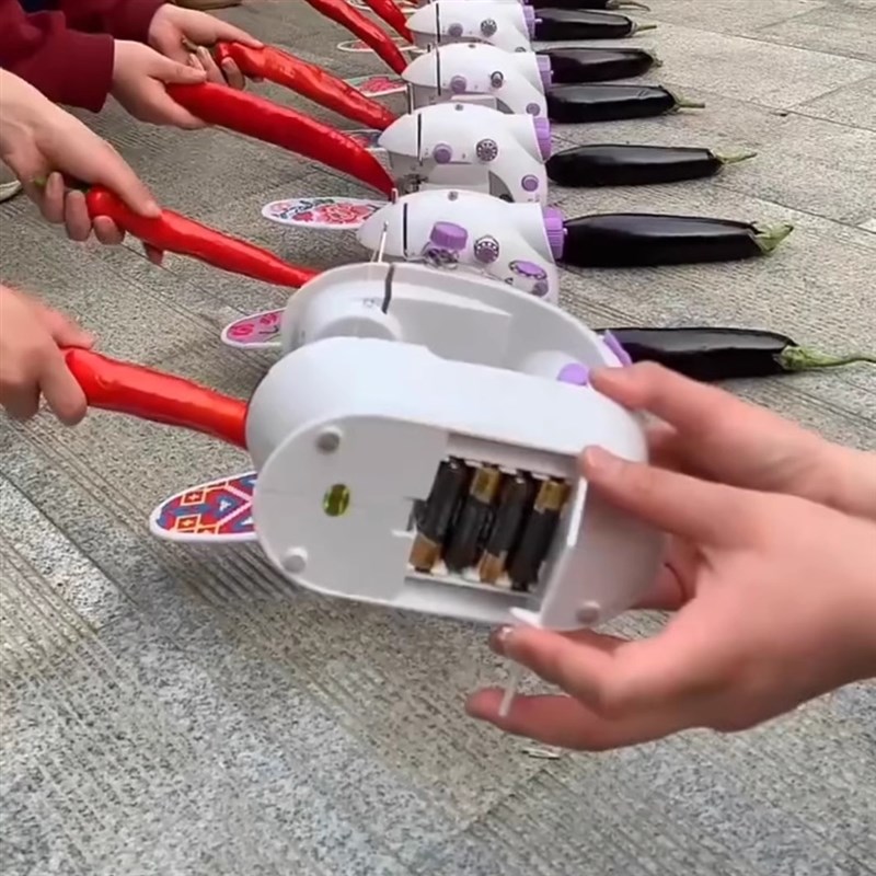 家毅202缝纫机家用小型电动迷你手动台式M多功能脚踩全自动缝纫机图片