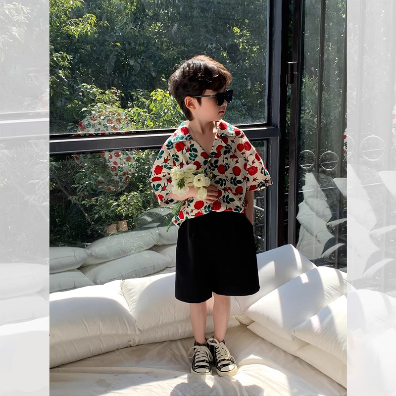 儿童花衬衫男童夏季爆款2025新款休闲上衣网红宝宝沙滩风衬衣短袖