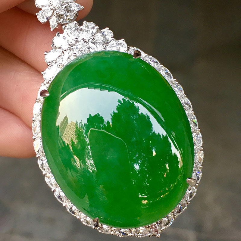 翠秦之皇高冰正阳绿鸽子蛋吊坠 大尺寸玉质细腻直径32 翡翠a货